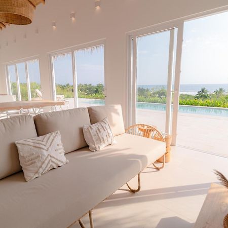 Tanusas Retreat & Spa プエルト・カヨ エクステリア 写真