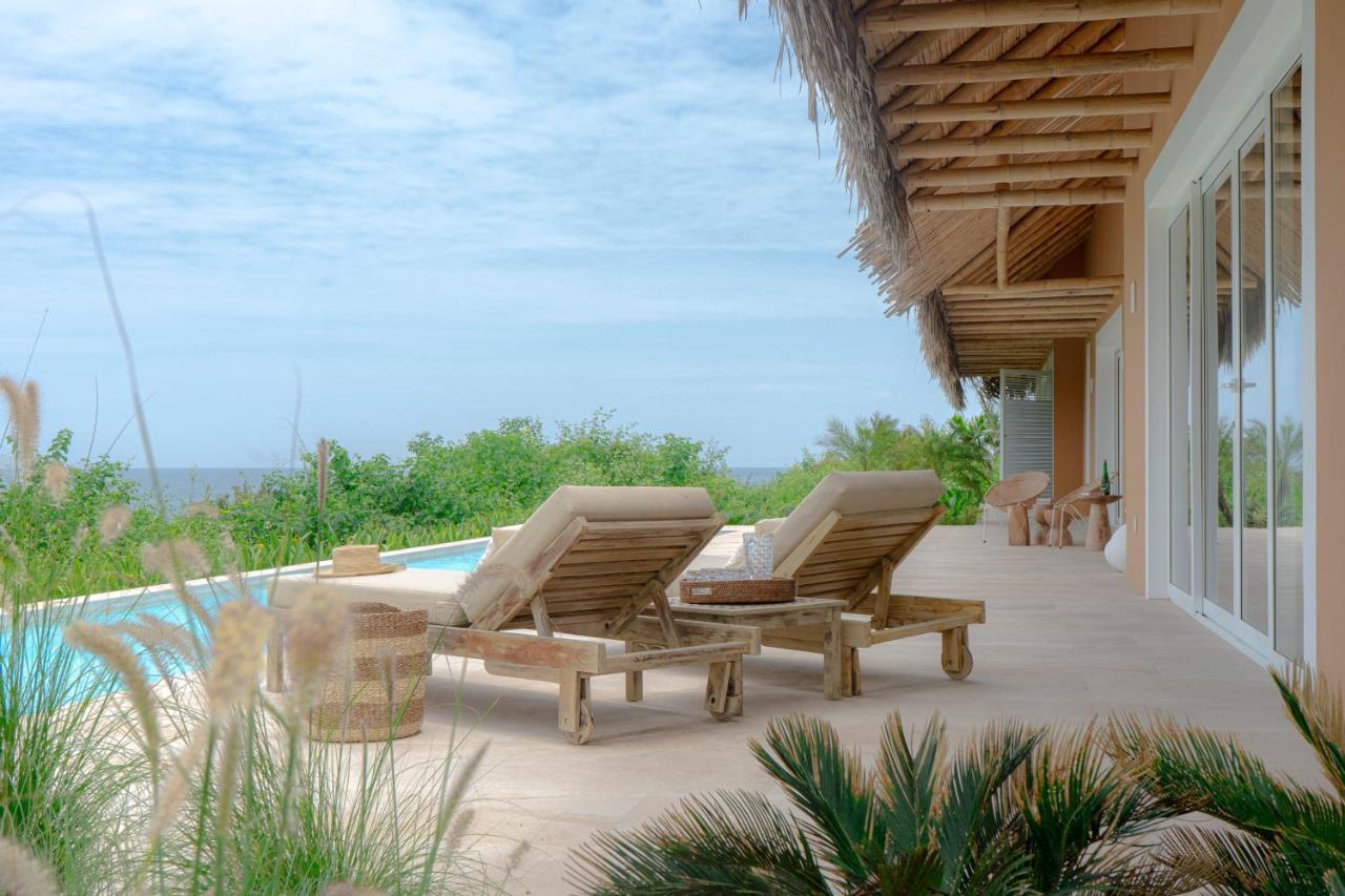 Tanusas Retreat & Spa プエルト・カヨ エクステリア 写真