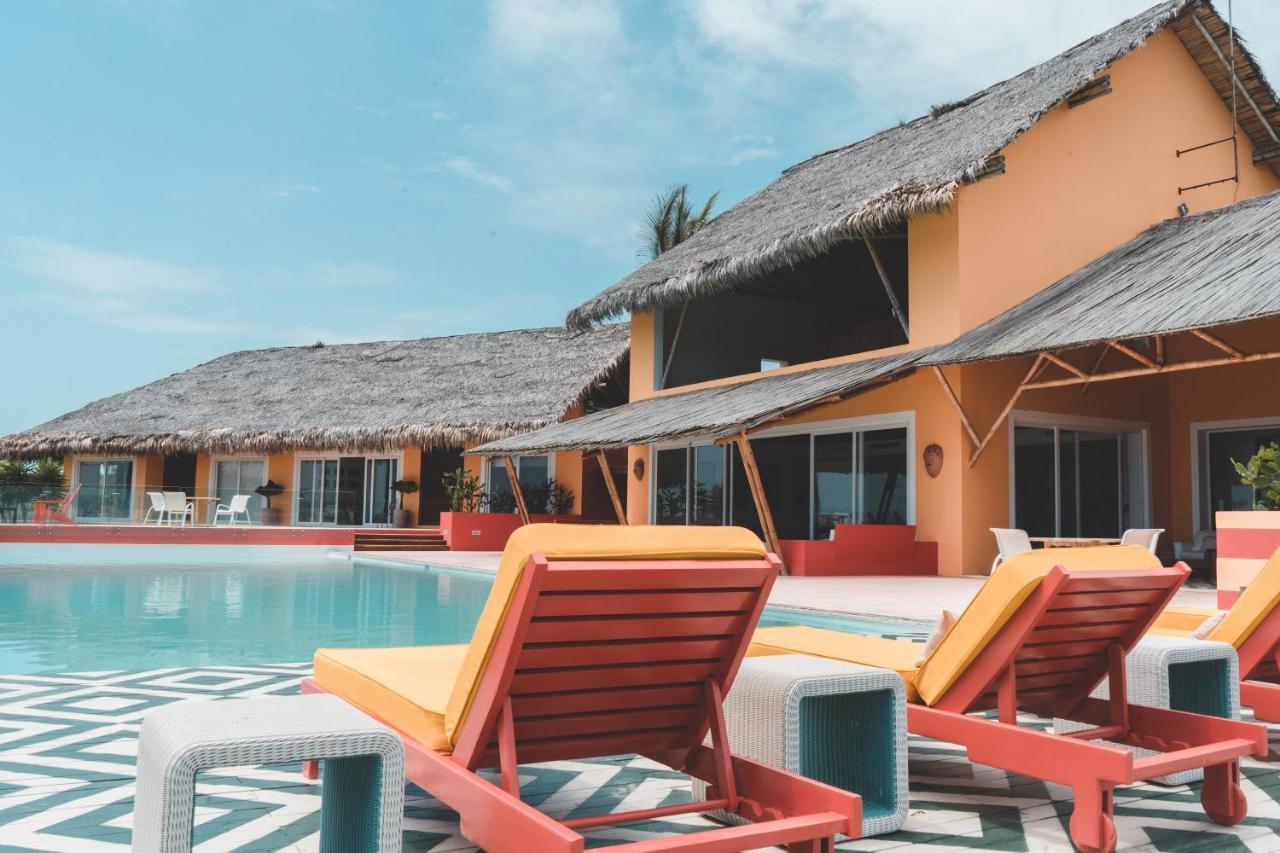 Tanusas Retreat & Spa プエルト・カヨ エクステリア 写真