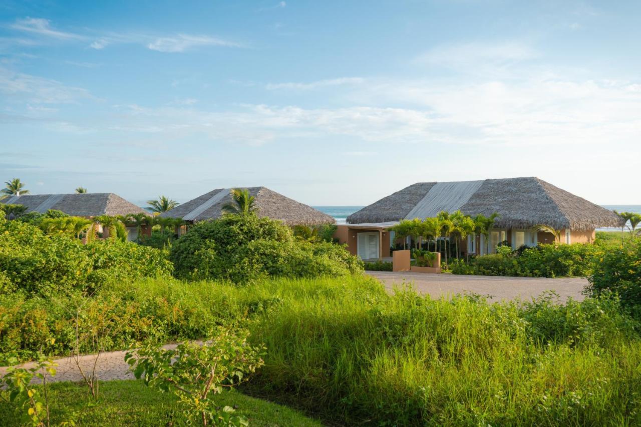 Tanusas Retreat & Spa プエルト・カヨ エクステリア 写真