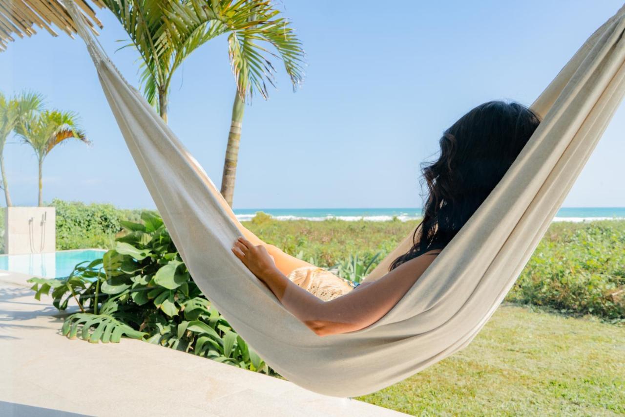 Tanusas Retreat & Spa プエルト・カヨ エクステリア 写真