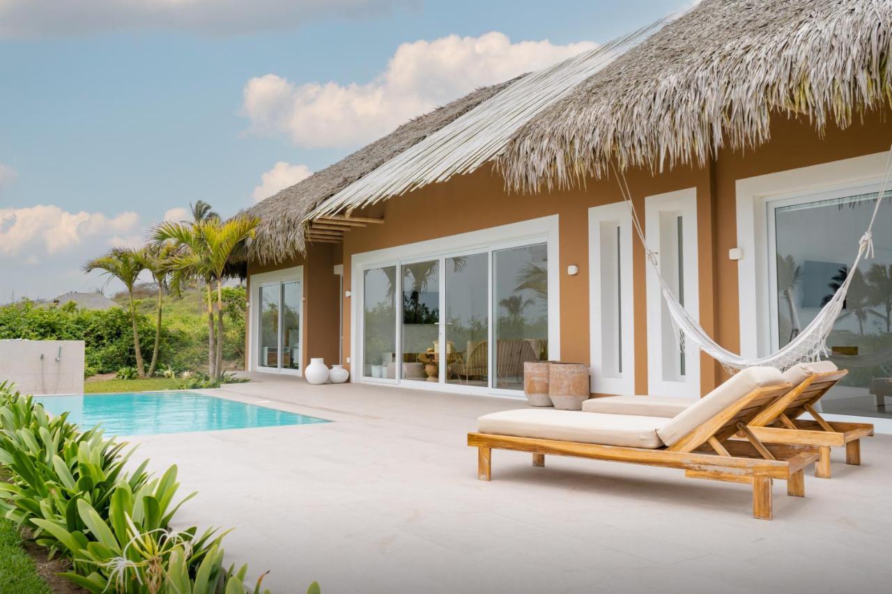 Tanusas Retreat & Spa プエルト・カヨ エクステリア 写真